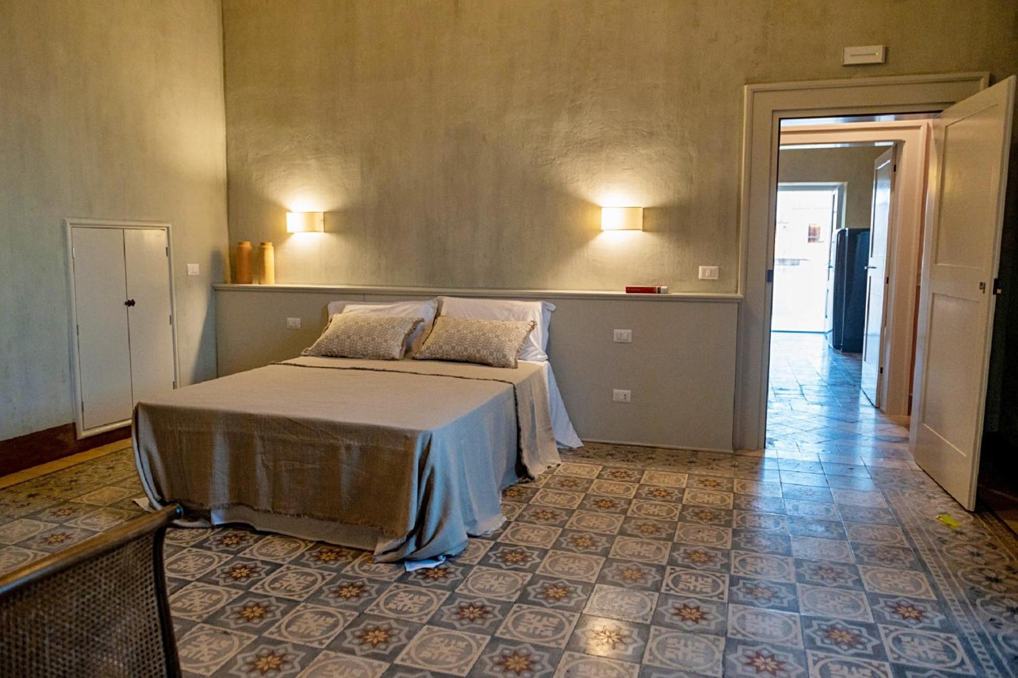 Palazzo Pati Tiggiano Exterior foto