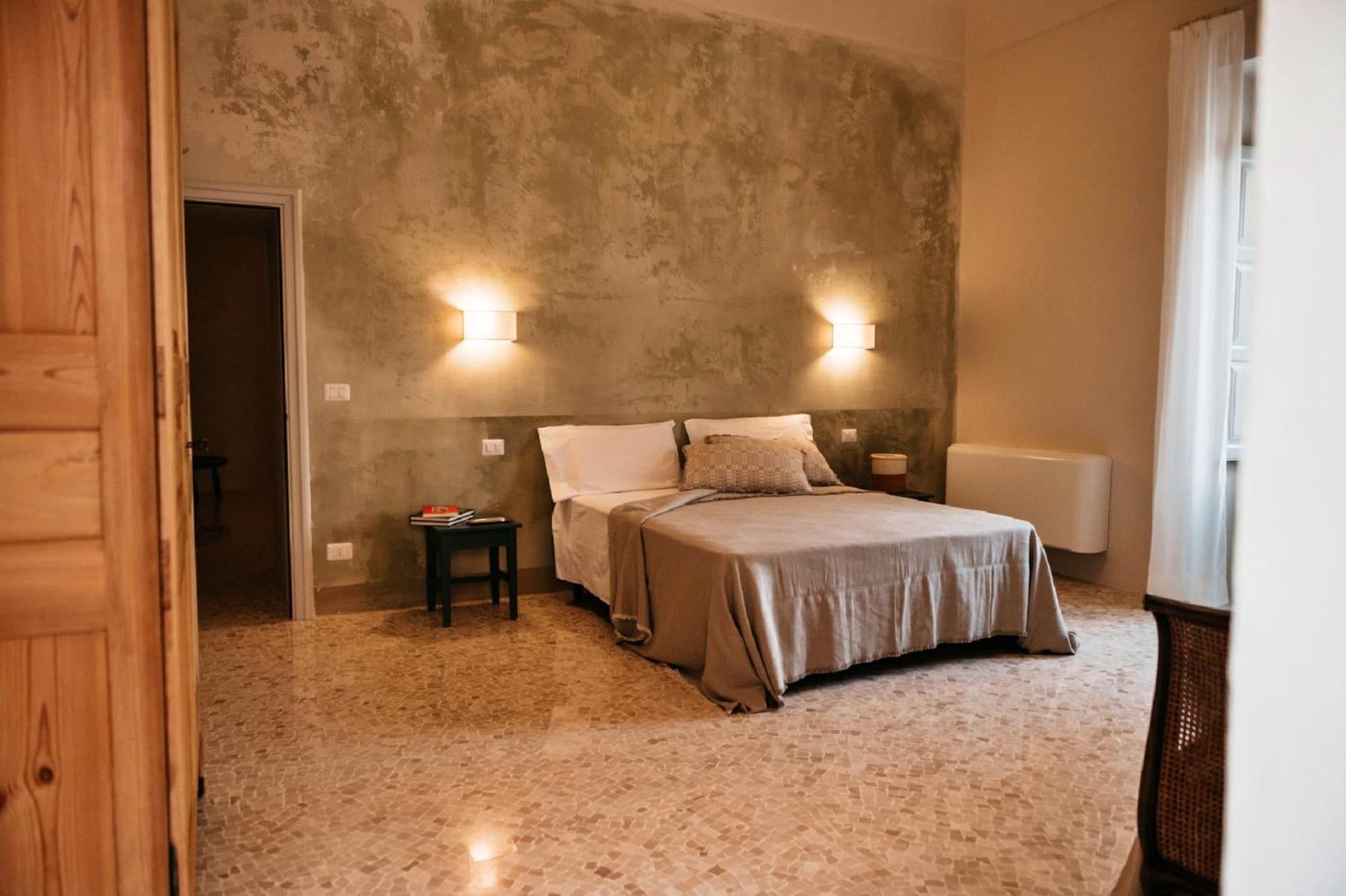 Palazzo Pati Tiggiano Exterior foto