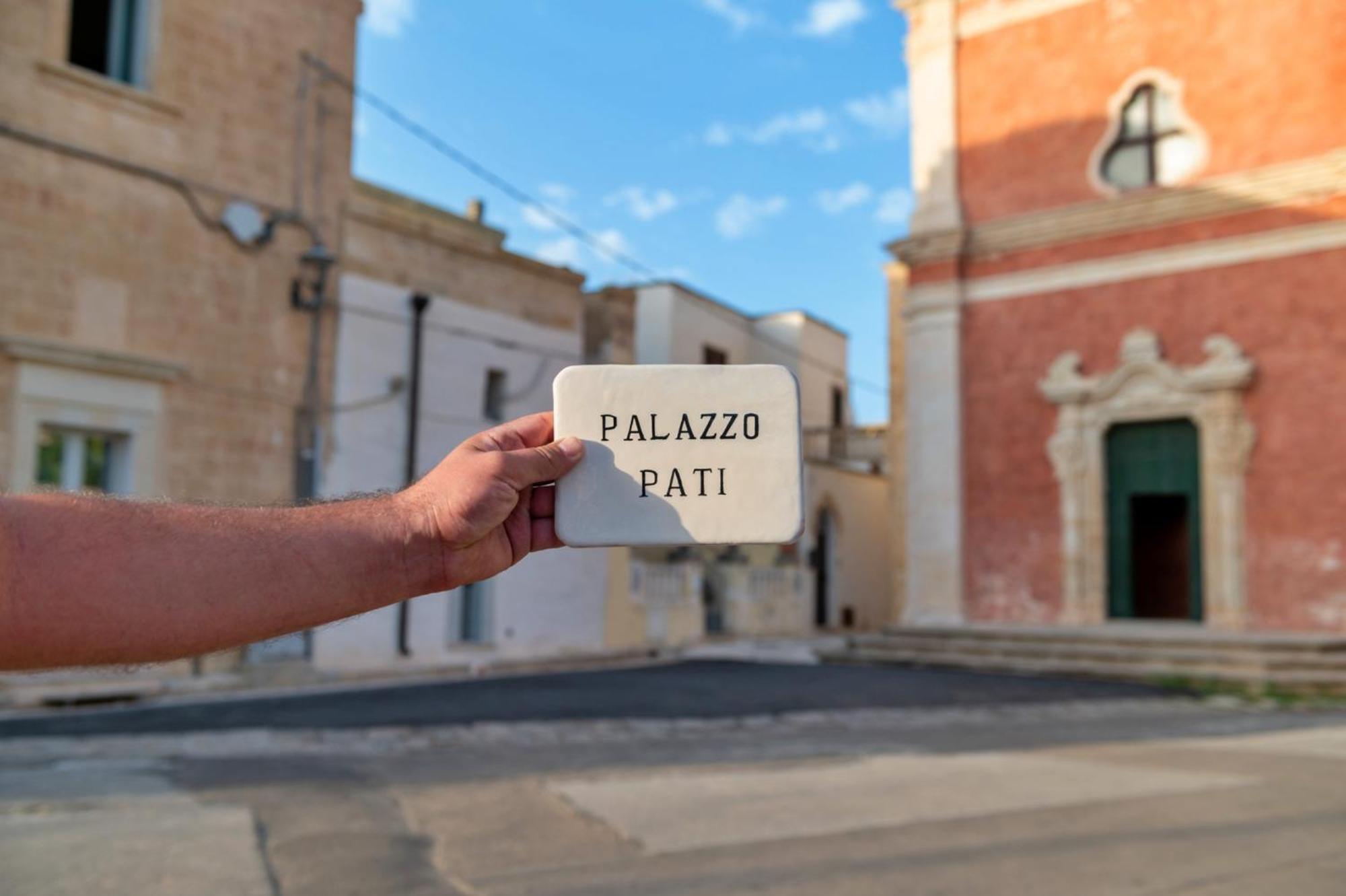 Palazzo Pati Tiggiano Exterior foto